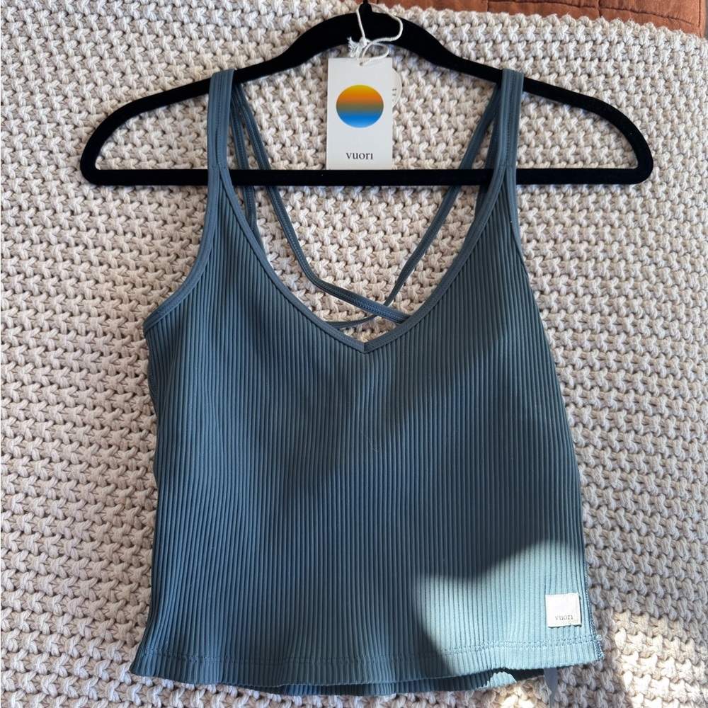 Vuori Teal Ribbed Activewear Top